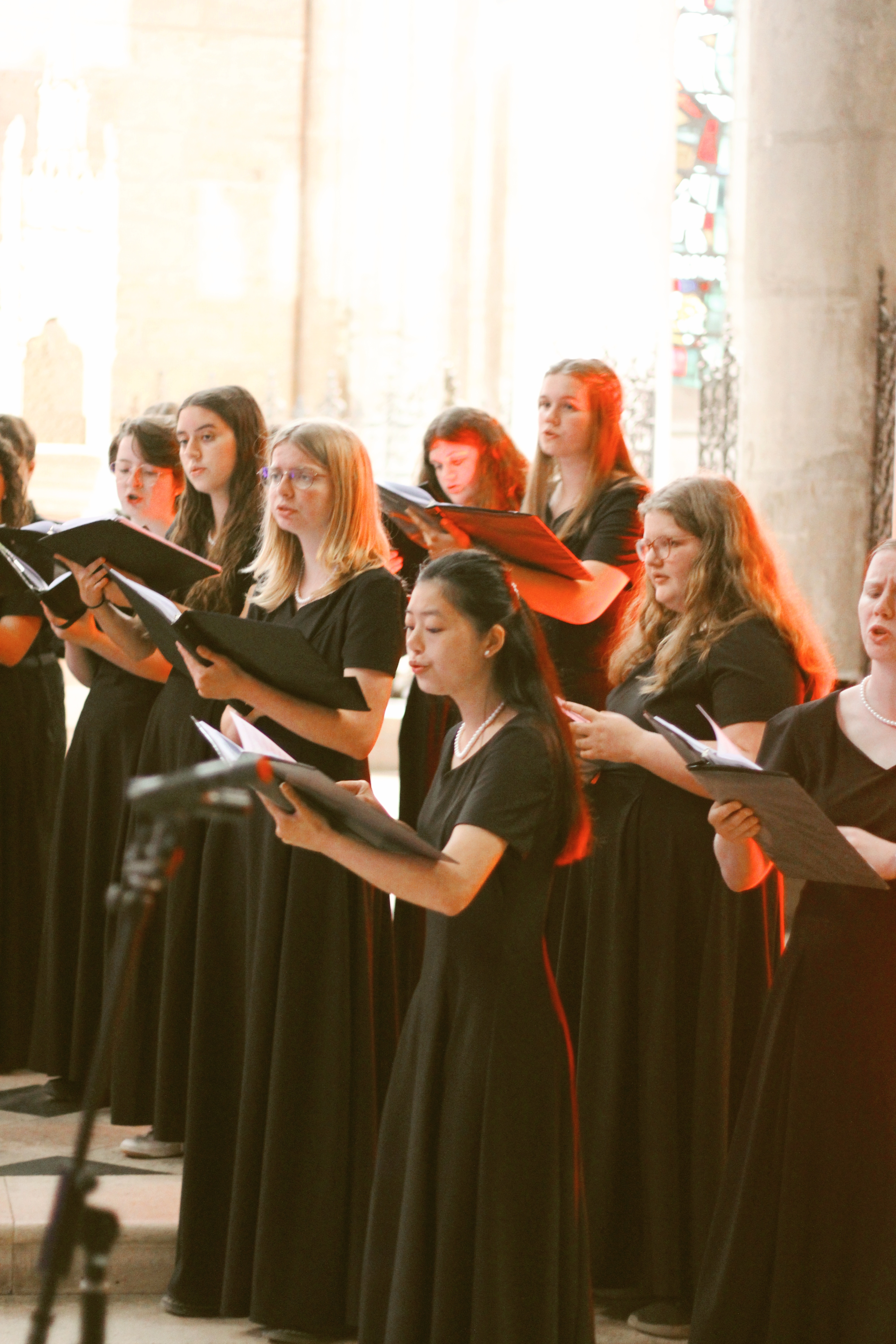 Highlands Youth Ensemble Allied Voices Tour France Cathedral Katie West, Claire Lachniet, Twyla Bremner, Kaeden Adams, Anna VanGerpen