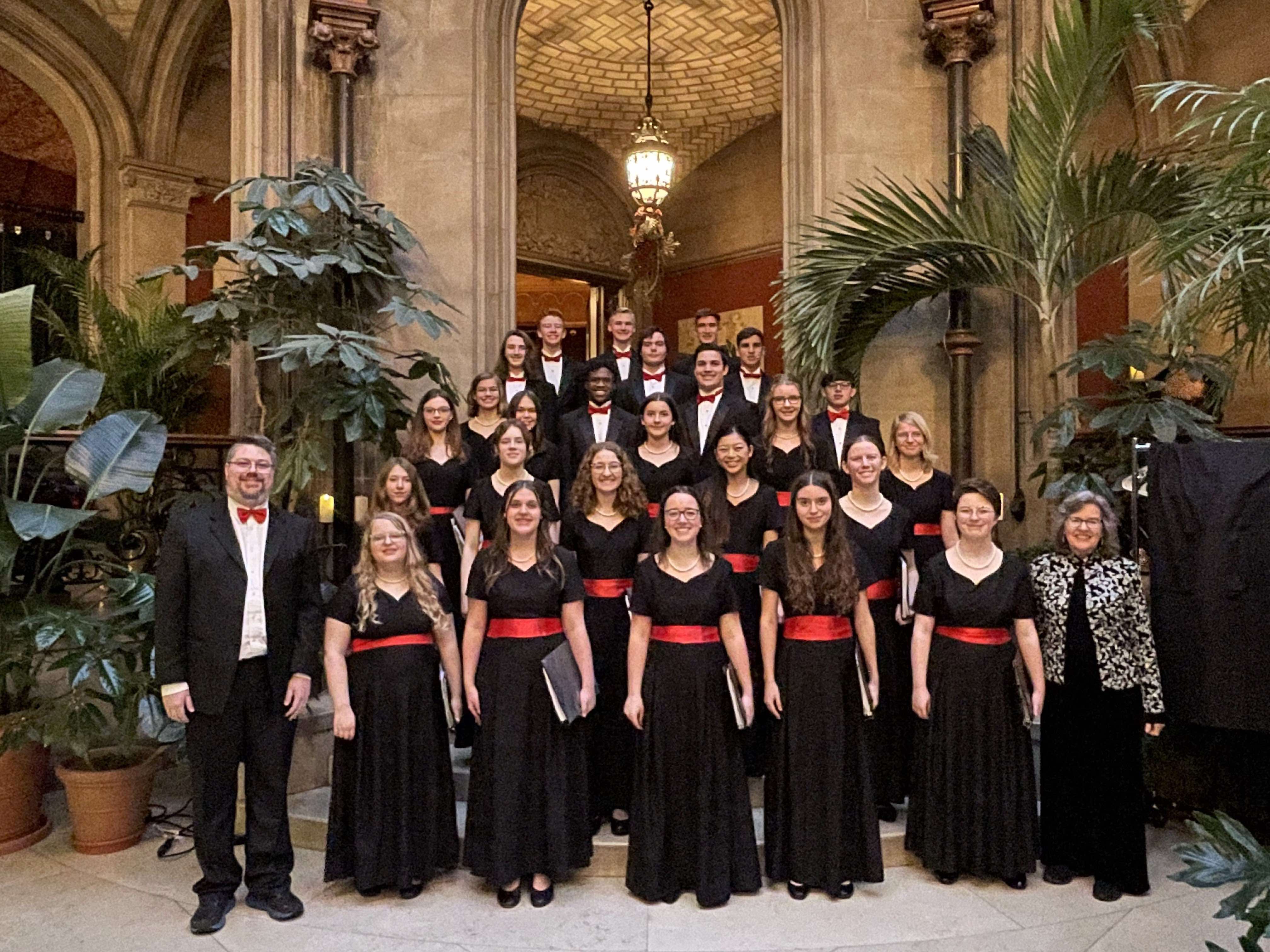 Highlands Youth Ensemble 2023 Christmas Biltmore